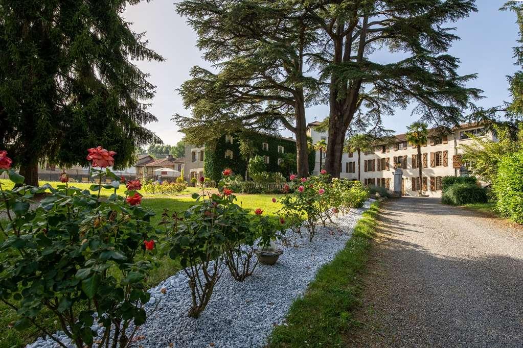 Hostellerie Des Cedres Villeneuve-de-Riviere Exterior photo